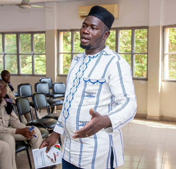 Lutter contre plagiat en ligne : stratégies essentielles